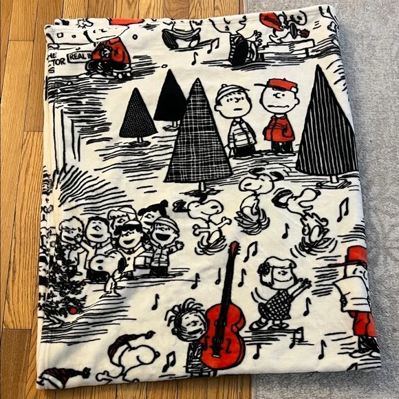 Peanuts Themed Blanket with Red and Black Design - Picture 1 of 5